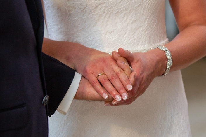 mellex-hochzeitsfotografie.de-Hand-in-Hand